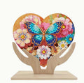 C132 - Support en Bois Main avec Cœur en Plexiglass 18,8x18 cm - Art & Trésorts