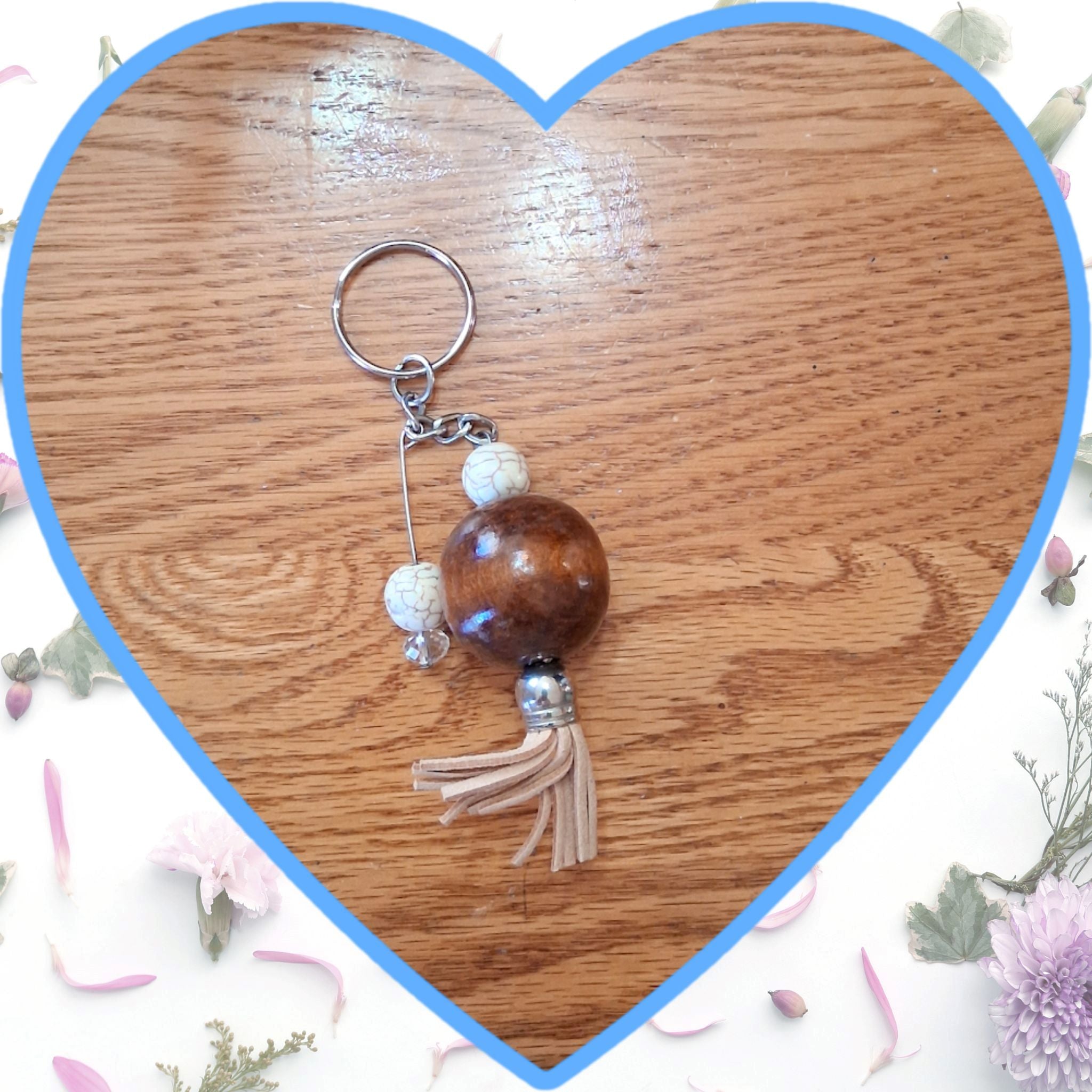 Porte-clé Boule en Bois et Pompon - Fait Main - Art & Trésorts